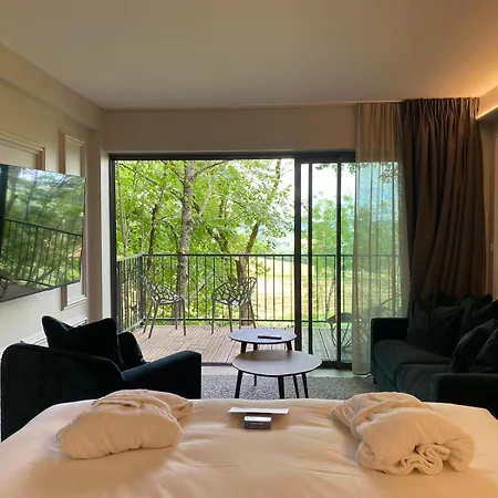 L'oree Du Bois - & Montagudet