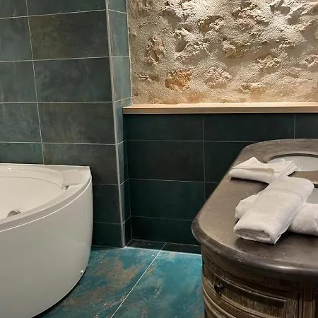Hotel L'oree Du Bois - & Montagudet