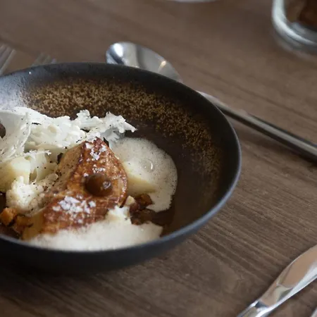 Hotel L'orée Du Bois - Hôtel&spa Montagudet