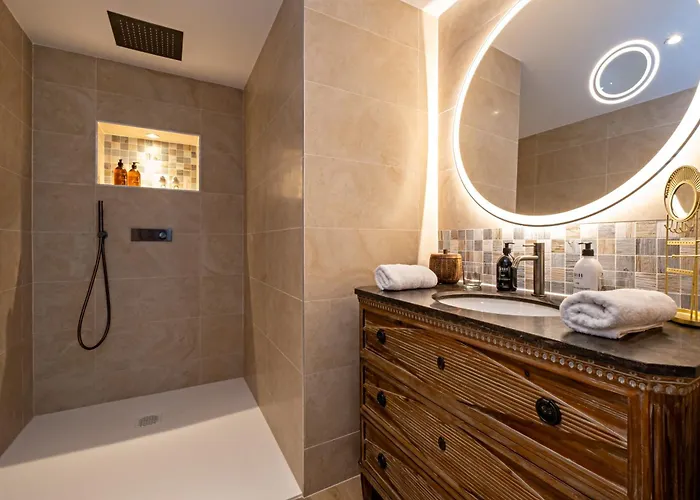 L'oree Du Bois - & فندق