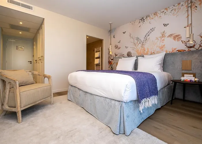 L'oree Du Bois - & فندق