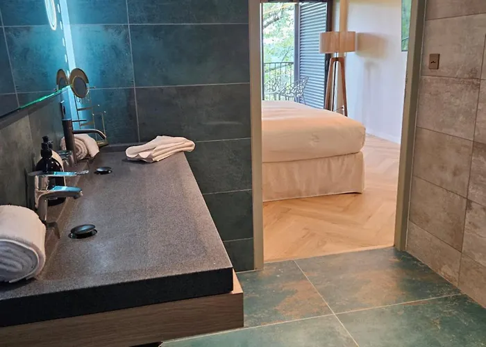 L'oree Du Bois - & Montagudet