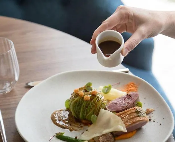 L'oree Du Bois - & فندق Montagudet