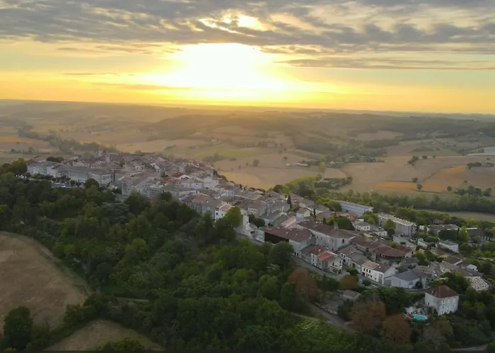 L'oree Du Bois - & 4*