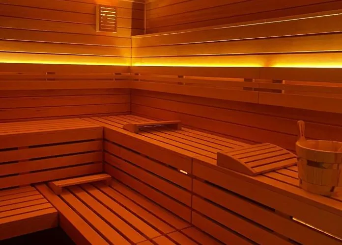 L'oree Du Bois - & 4* Montagudet